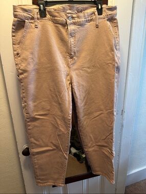 Old Navy Straight Leg Jeans in Dusty Pink